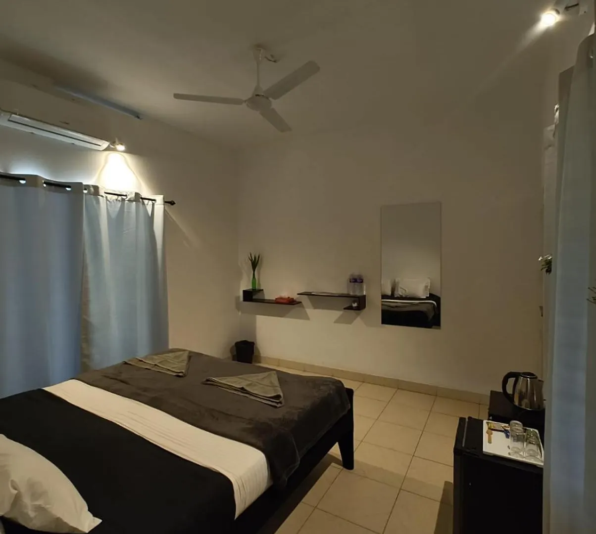 Satta Beach Deluxe Varkala 3*,